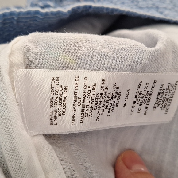 Vineyard Vines blue striped embroidered shorts, small - Picture 6 of 10